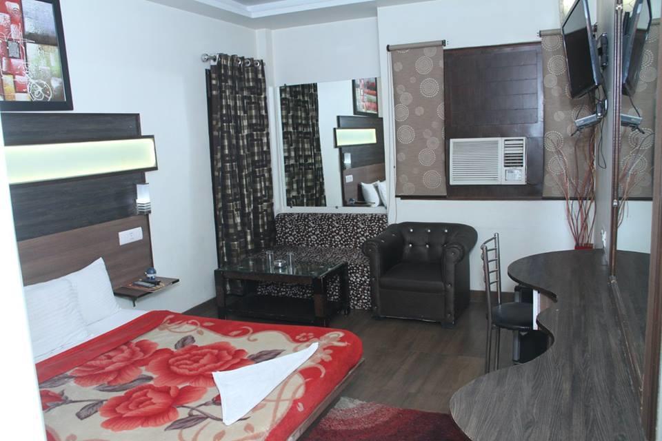 ניו דלהי Dreamz Suites מראה חיצוני תמונה